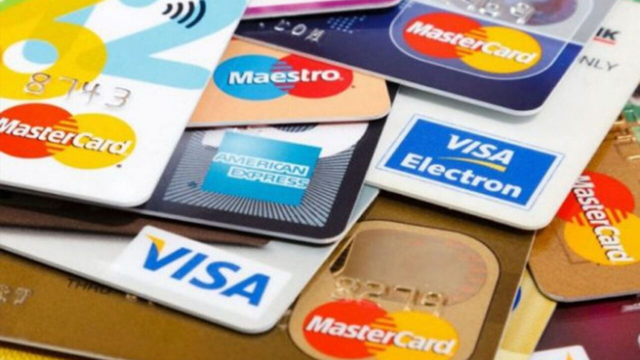 Bankalar sessiz sedasız o limiti düşürmeye başladı! Kredi kartı olanlar bu detaya dikkat…